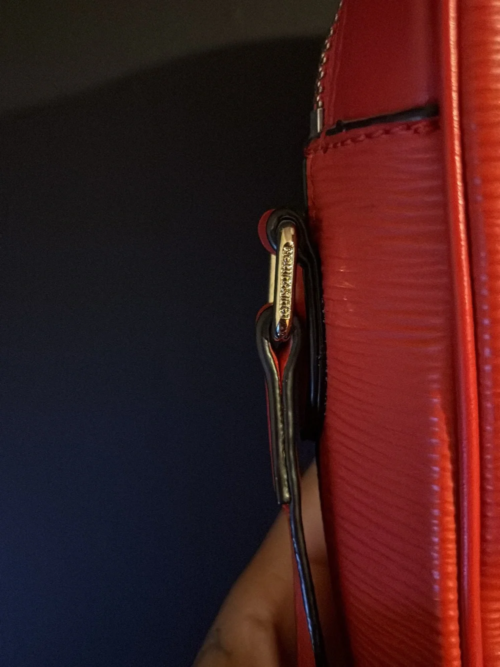 Supreme compact shoulder